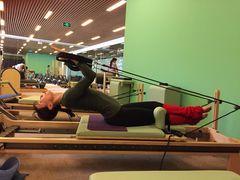 普拉提床练习-Isofit 普拉提·婵柔工作室
