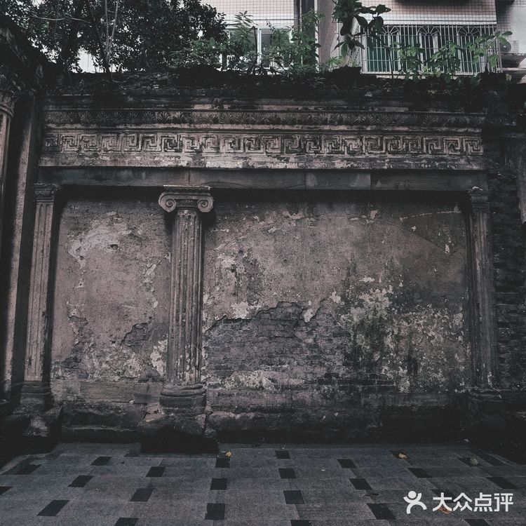 中山四路小众打卡点【加尔默洛修女会墙柱】