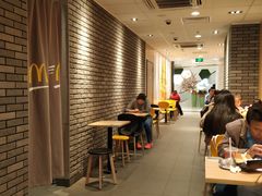 大堂-麦当劳(欧亚大观商都店)