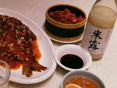 -莲餐厅·湖北菜·潜江小龙虾店(愚园路店)
