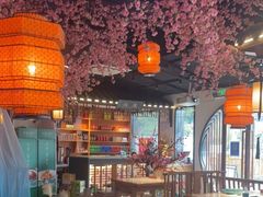 -荷塘秋月·本帮江浙菜(国权路店)