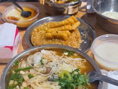 -柳州肥姨妈大骨螺蛳粉(沙河店)