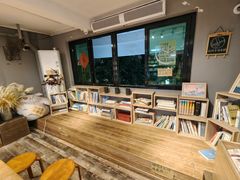 -晓风书屋(大学路店)