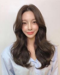 -HAIR CORNER
