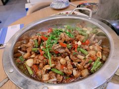 干锅牛蛙-517烧烤·龙虾·海鲜大排档(万象都荟店)