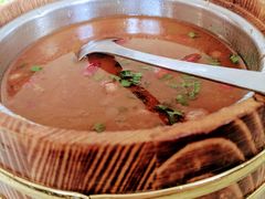 木桶牛肉-鄱阳湖·江西小炒·瓦罐煨汤(五道口店)