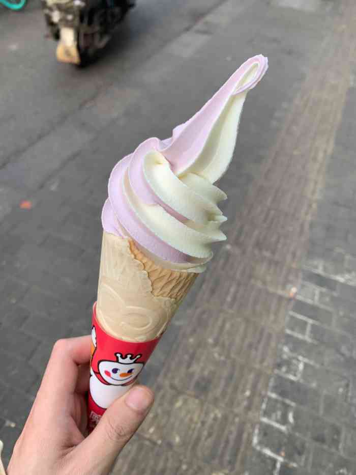 蜜雪冰城·冰淇淋与茶(茂业天地店)-"一直没有去尝试过这家,那么突发