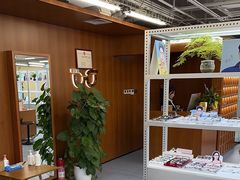 -无奔眼镜·蔡司·依视路授权店(马家堡店)