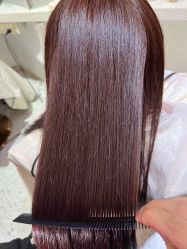 -PE SALON 