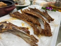 -万山楼海鲜酒家·二十三年老字号