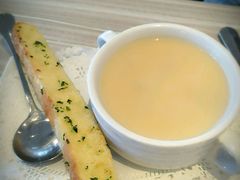 -必胜客(武汉欢乐谷店)