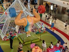 -Laderach 莱德拉(上海环贸iapm店)