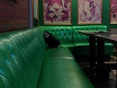 -圣地雅歌KTV(市府广场店)