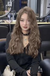 -藤野造型烫染·漂发