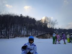 -亚布力新体委滑雪场