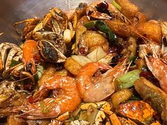 -七欣天香辣蟹火锅(闵行浦江欢乐颂店)