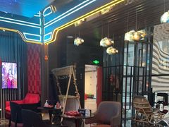 -屋有岛沉浸游戏旗舰店(中山公园店)