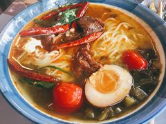老成都酸菜牛肉面-千金一碗·宝岛一村(韩国街店)