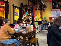 -富正毅三下锅·湘西韵味(天门山索道店)