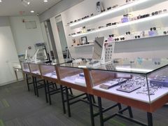 -亚美视光眼镜店(重庆路活力城店)