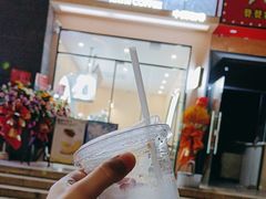 -本来不该有·鲜果咖啡(大梅沙店)