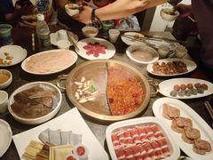 -小天鹅火锅·一线江景洪鼎旗舰店(洪崖洞店)