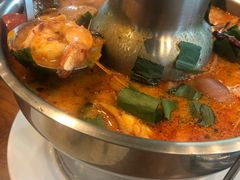 -Chom Cafe and Restaurant