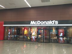 门面-麦当劳(桃仙机场到达层店)