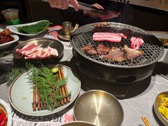 -草家酱蟹炭火烤肉店(珲春南路一店)
