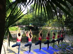 -亚太瑜伽普拉提学院