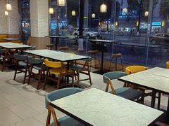 -汉庭优佳(成都一品天下蜀汉路东地铁站店)