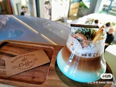 -蛋黄纪简餐厅