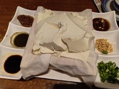 -95号酱骨·一块豆腐(展春园西路店)