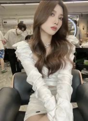 -藤野造型烫发染发