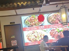 -川流不息·地道川菜·小龙虾(新松江路店)