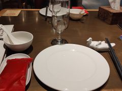 餐具摆设-四季民福烤鸭店(西单华威约饭街店)