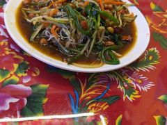 -闯关东东北农家菜(崂山石老人店)
