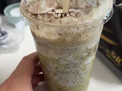 -星巴克臻选(盐城金鹰聚龙湖店)