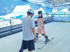 -Hopo Snow 城市滑雪空间(滨江宝龙城店)