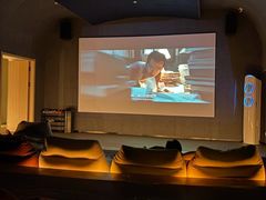 -涨巢·潮玩水疗局