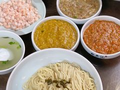 -裕兴记•蟹黄面馆(人民广场店)