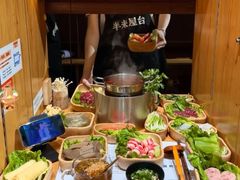 -独食火锅·半米屋台(直营总店)