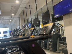 -发条鸭无人健身房(浦东北艾路店)