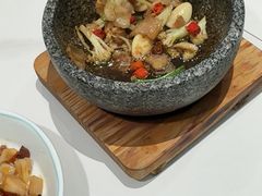 -姚姚酸菜鱼·金戈戈香港豉油鸡(喜荟城联名店)