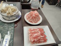 -楼外楼大刀肉传统火锅居(幸福街店)
