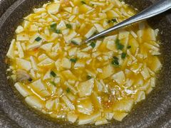 石锅蟹黄豆腐-周家二小姐的菜(西津渡店)