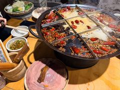 -白乐天毛肚火锅馆(南滨路店)
