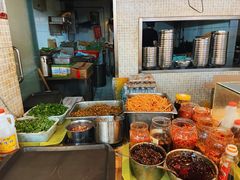 -红鼻子桂林米粉(金唐新光界店)
