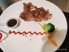 -又见马甲M8融合西餐厅(厦门体育中心店)