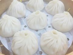 -莱莱小笼·乔艾